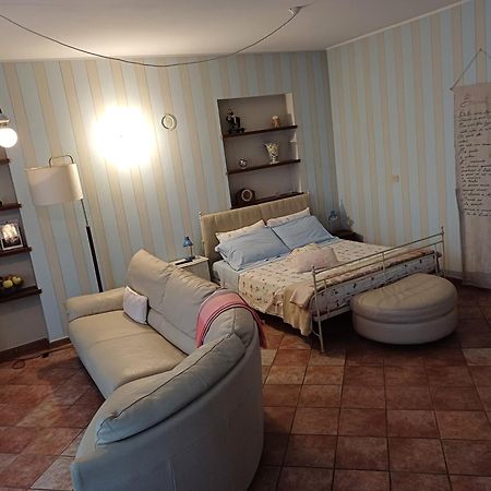 Il Germano Reale Bed & Breakfast Alba  Phòng bức ảnh